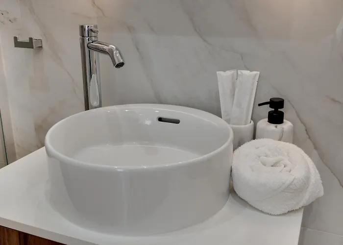 Oniro Makenzy * לרנקה