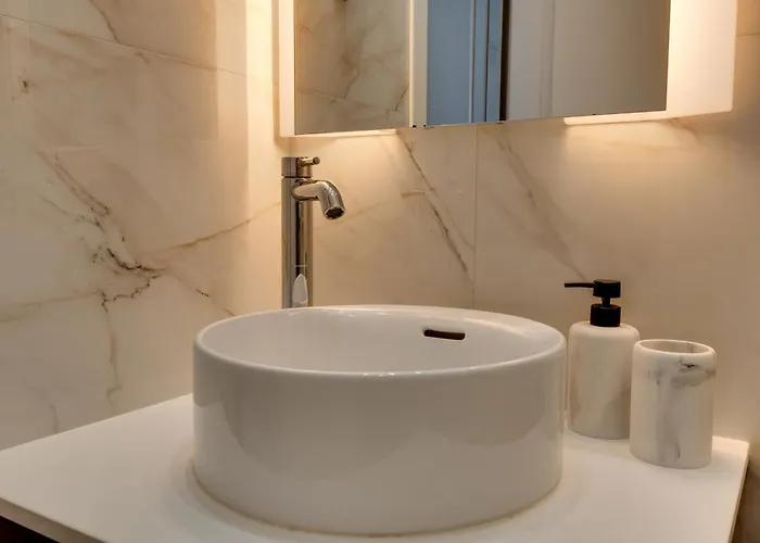 Oniro Makenzy לרנקה