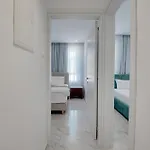Oniro Makenzy Larnaca
