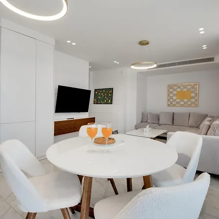 Apartament Oniro Makenzy Larnaca