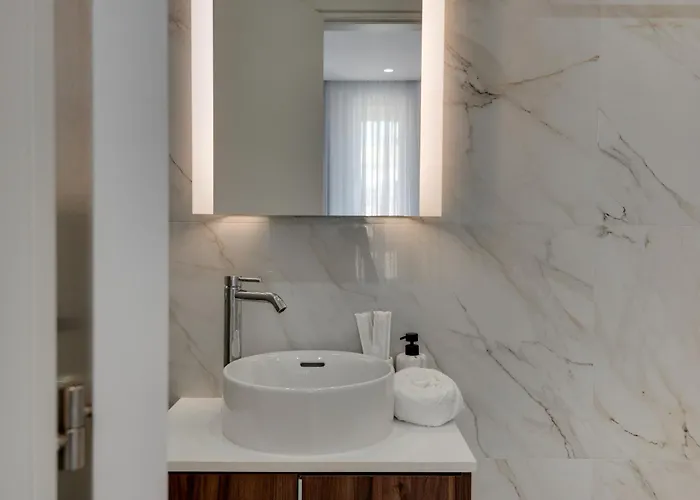 Oniro Makenzy Apartament Larnaca