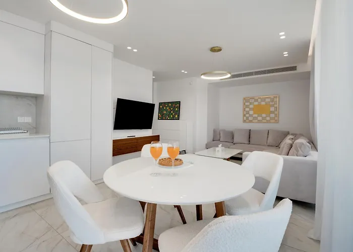 Apartament Oniro Makenzy Larnaca