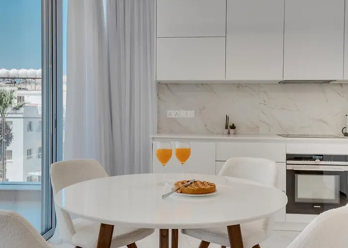 Oniro Makenzy Apartament *