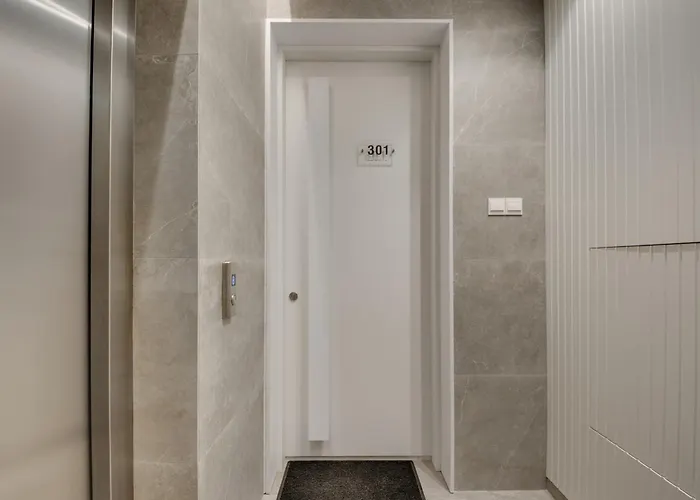 Apartament Oniro Makenzy Larnaca